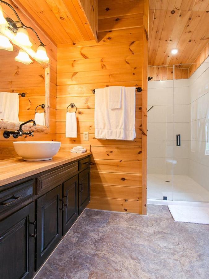 Farmhouse Suites By Amish Country Lodging Millersburg Dış mekan fotoğraf