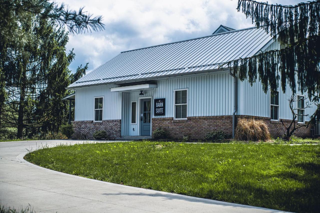 Farmhouse Suites By Amish Country Lodging Millersburg Dış mekan fotoğraf