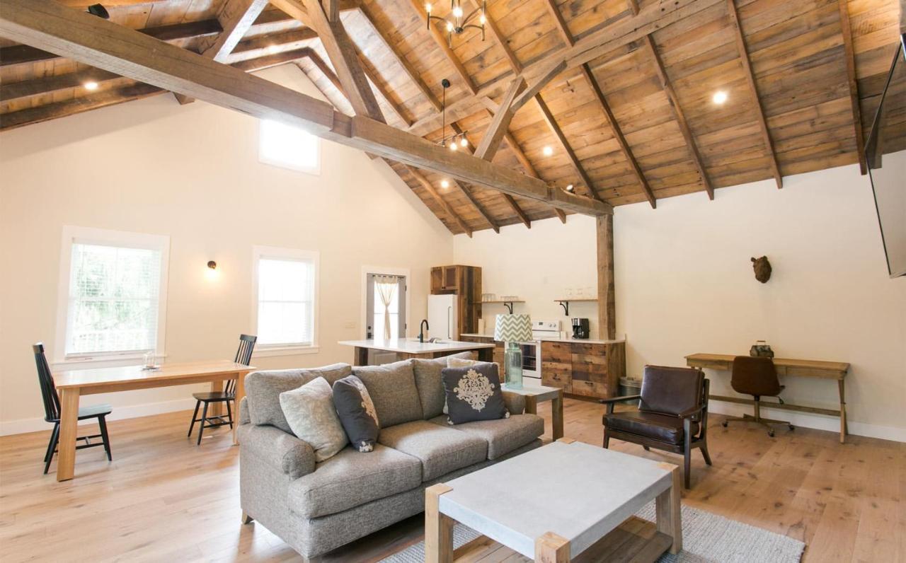 Farmhouse Suites By Amish Country Lodging Millersburg Dış mekan fotoğraf