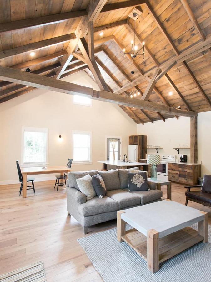 Farmhouse Suites By Amish Country Lodging Millersburg Dış mekan fotoğraf