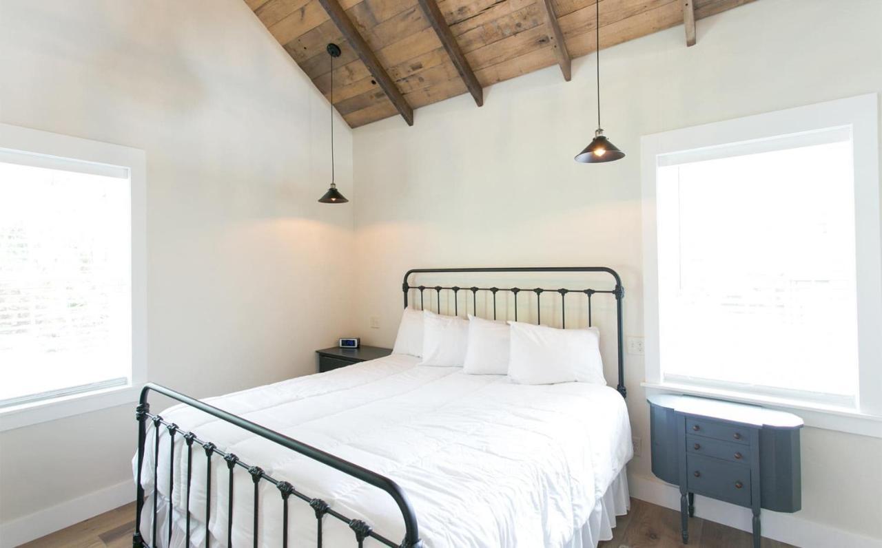 Farmhouse Suites By Amish Country Lodging Millersburg Dış mekan fotoğraf