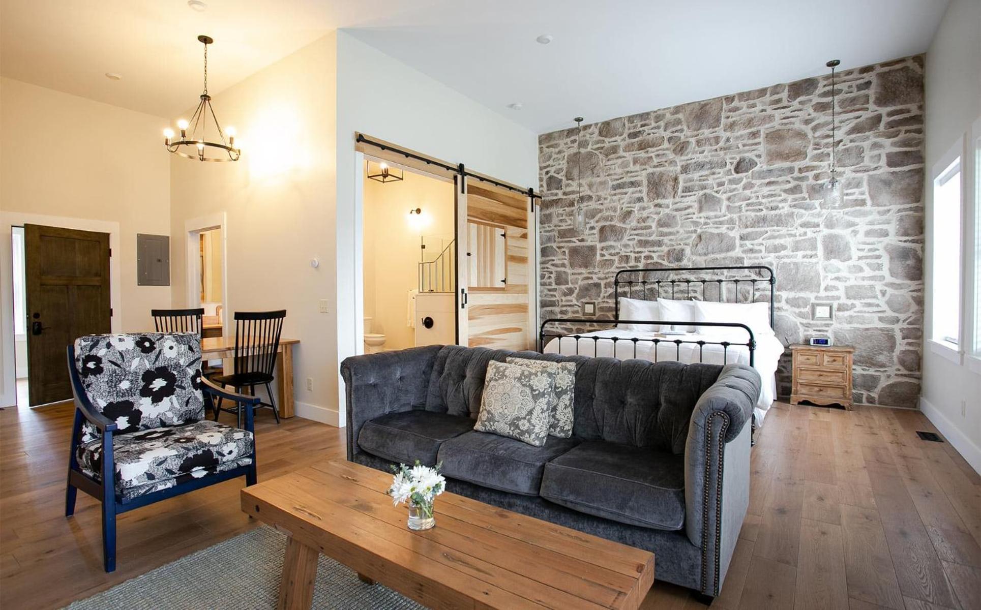 Farmhouse Suites By Amish Country Lodging Millersburg Dış mekan fotoğraf